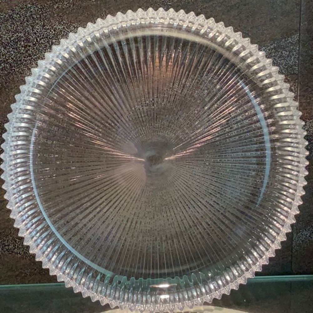 Serving plate